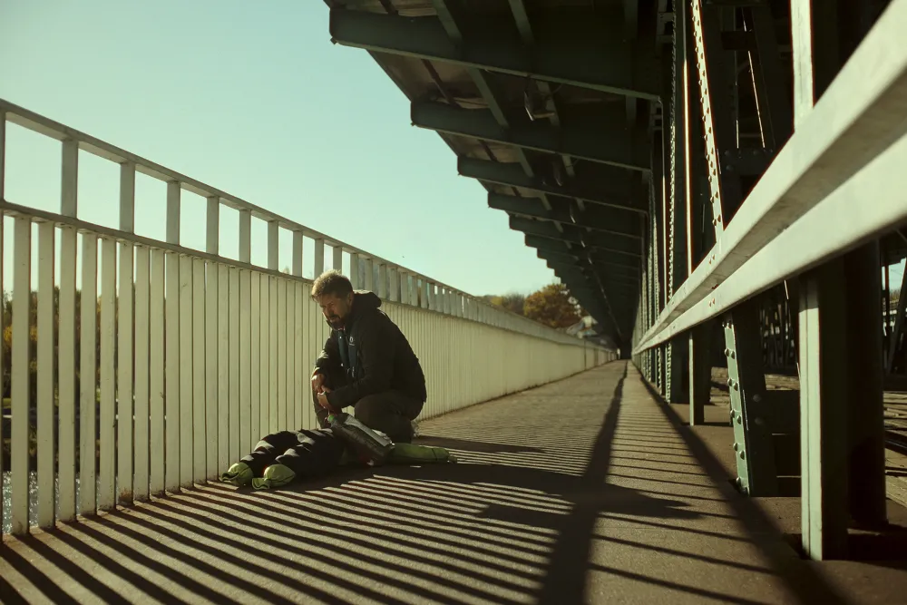 Closure’ Review: In This Sundance Stunner, a Missing Person Mystery Becomes a Devastating Study of Love and Loss